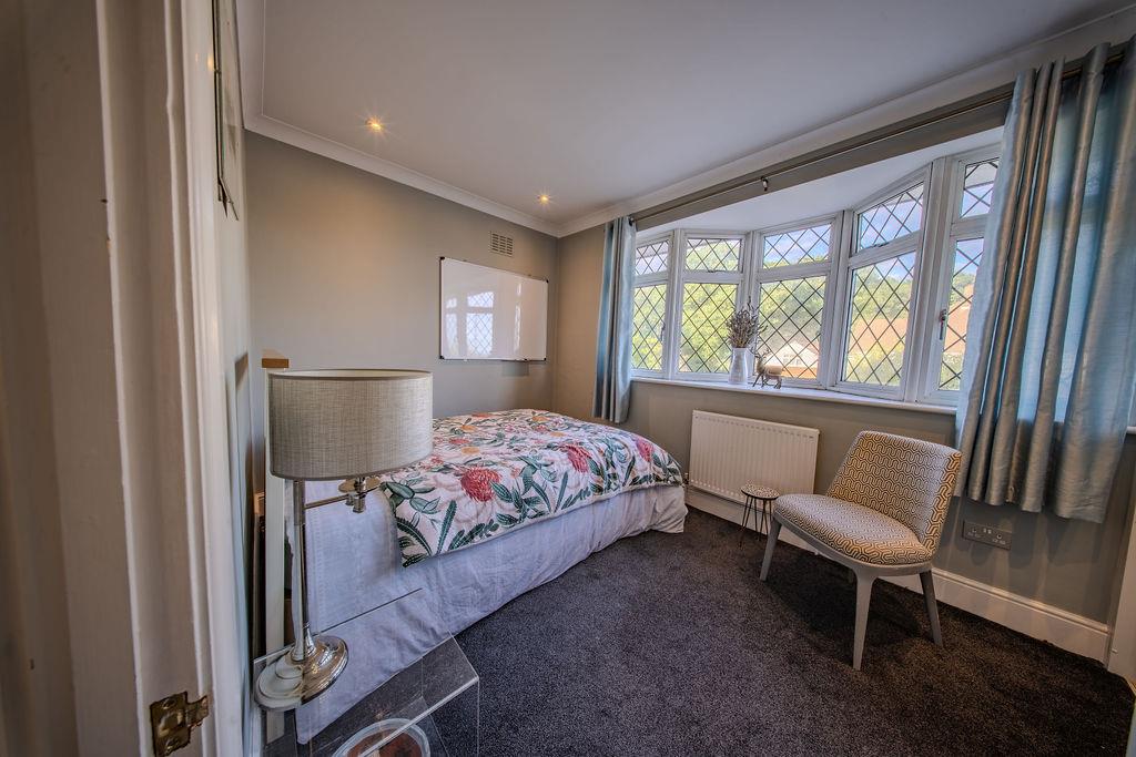 3rd Double Bedroom - Bay Window